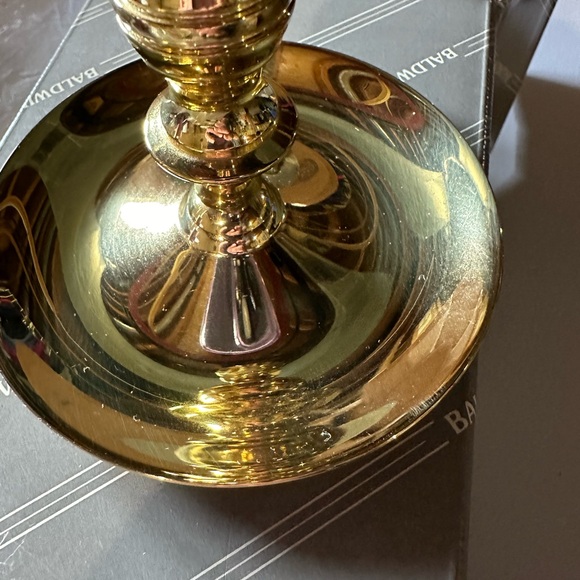 Baldwin Brass Vintage Saucer Base Candlestick - 7"
NO. 7257.030 - Picture 5 of 7